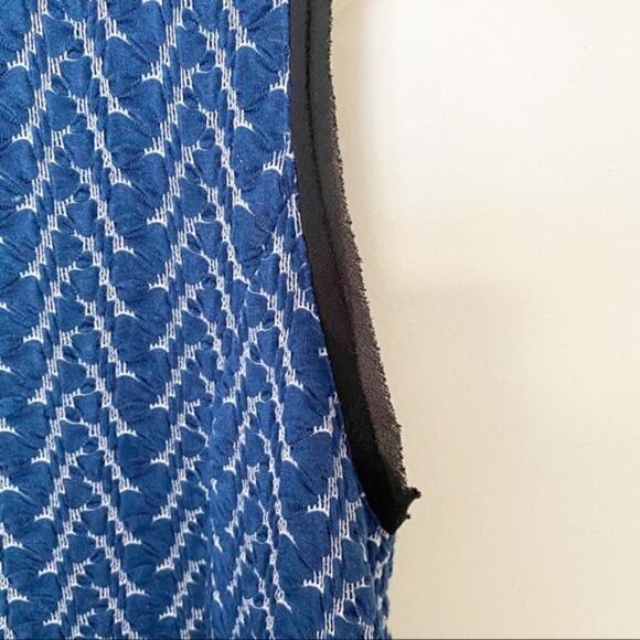 Anthro postmark blue patterned sleeveless top XS - Picture 3 of 6